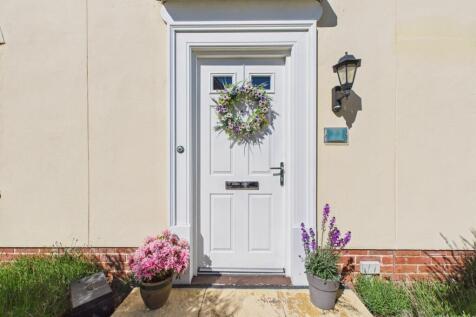 Front of house- Mark Stephens EweMove Newmarket an