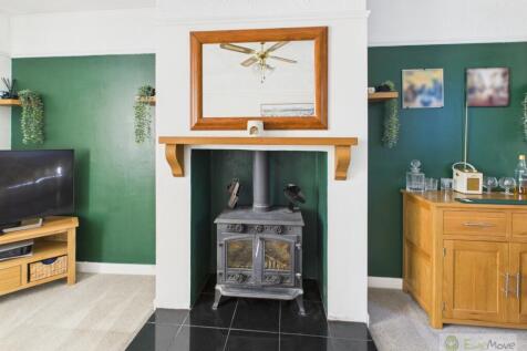 EweMove Mildenhall Eriswell Road Log burner