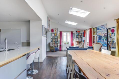 Kitchen-Diner-Living area
