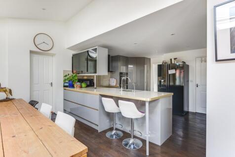 Kitchen-Diner-Living area