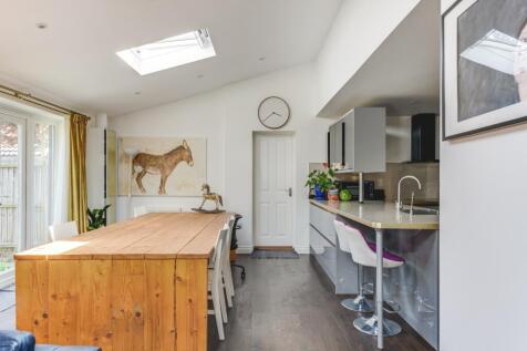 Kitchen-Diner-Living area