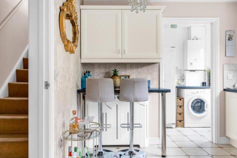 Breakfast Bar