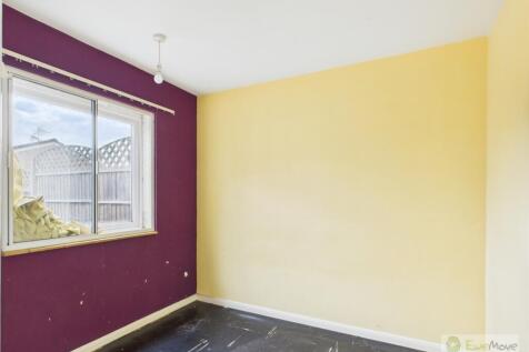 EweMove Mildenhall North Road Bedroom 2
