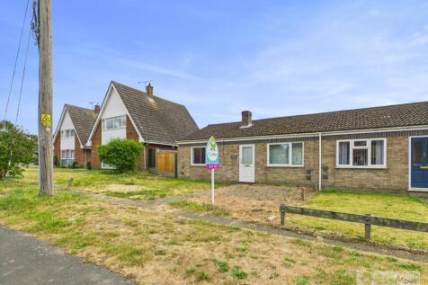 EweMove Mildenhall North Road Exterior 2