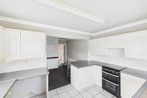 CAM03589G0-PR0081-STILL009