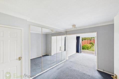 CAM03589G0-PR0081-STILL001 - Copy