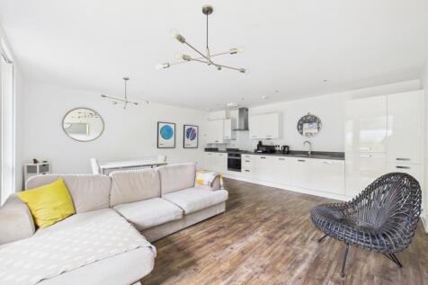 Kitchen - Living area