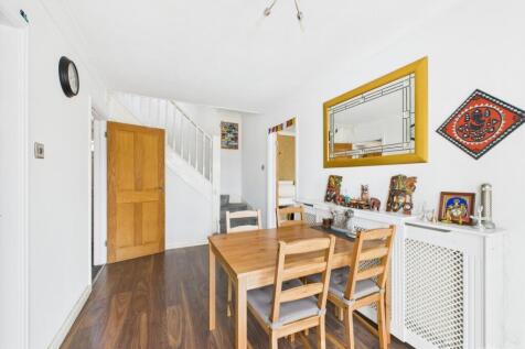 Dining Room- Mark Stephens EweMove Newmarket and S