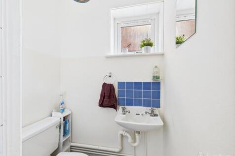 Downstairs WC- Mark Stephens EweMove Newmarket and