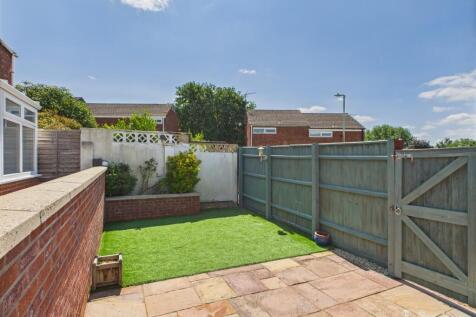 Garden- Mark Stephens EweMove Newmarket and Soham 