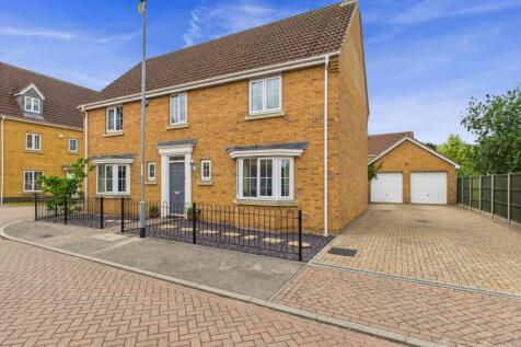 Front of House- Mark Stephens EweMove Newmarket an