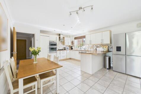 Kitchen- Mark Stephens EweMove Newmarket and Soham