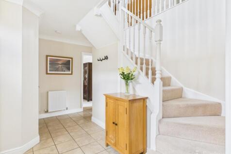 Hallway- Mark Stephens EweMove Newmarket and Soham