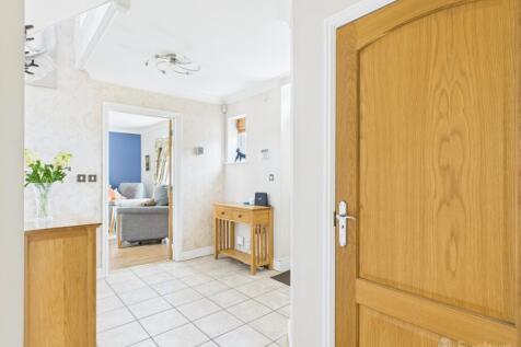 Hallway- Mark Stephens EweMove Newmarket and Soham