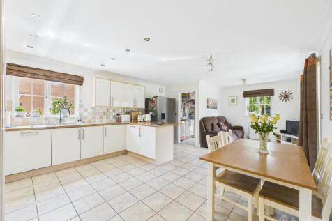 Kitchen- Mark Stephens EweMove Newmarket and Soham