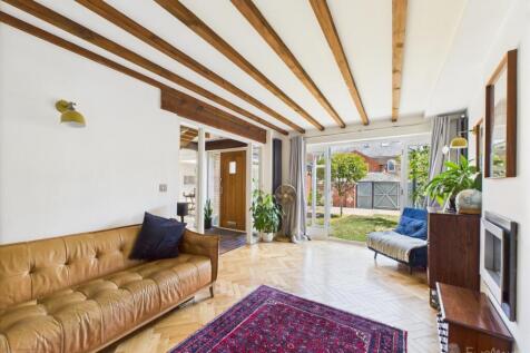 Living Room- Mark Stephens EweMove Newmarket and S