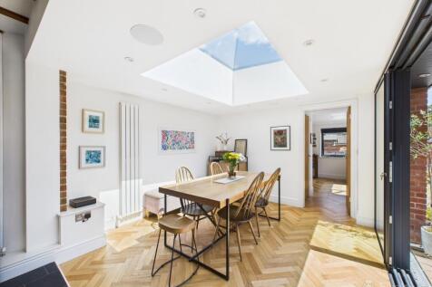 Dining Room- Mark Stephens EweMove Newmarket and S