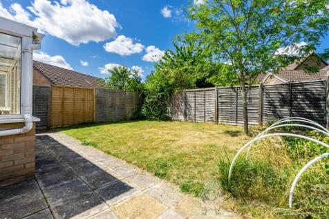 Southerly-Facing Garden Non-Overlooked