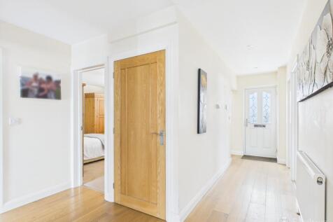 Hallway- Mark Stephens EweMove Newmarket and Soham