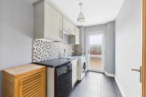 Utility- Mark Stephens EweMove Newmarket and Soham