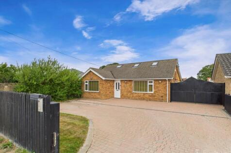 Front of House- Mark Stephens EweMove Newmarket an