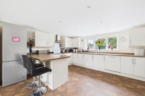 Kitchen Living Area