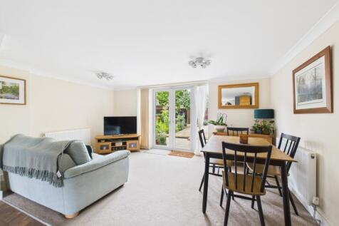 Kitchen Living Area