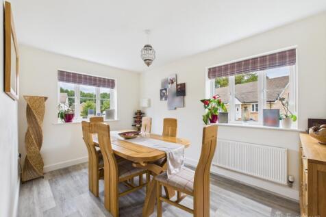 Dining Room- Mark Stephens EweMove Newmarket and S