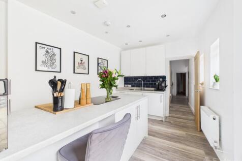 Kitchen- Mark Stephens EweMove Newmarket and Soham