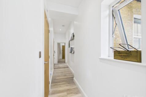 Hallway- Mark Stephens EweMove Newmarket and Soham