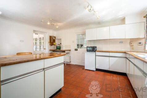 Kitchen-Breakfast Room