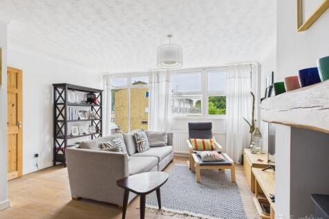 Living Room- Mark Stephens EweMove Newmarket and S