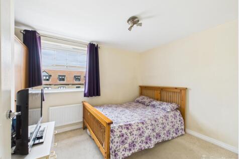 Bedroom-Mark Stephens EweMove Newmarket and Soham 