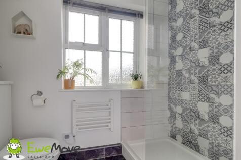 Shower Room at Hawkfields by Ben Brind EweMove Sal