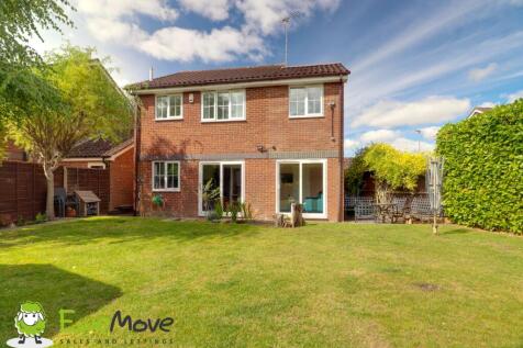 Hawkfields by Ben Brind EweMove Sales &amp; Lettings-2