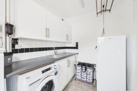 Utility- Mark Stephens EweMove Newmarket and Soham