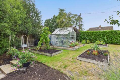 Front Garden- Mark Stephens EweMove Newmarket and 