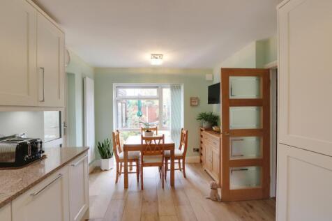 Dining Area 2