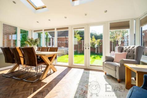 Family-Dining Room