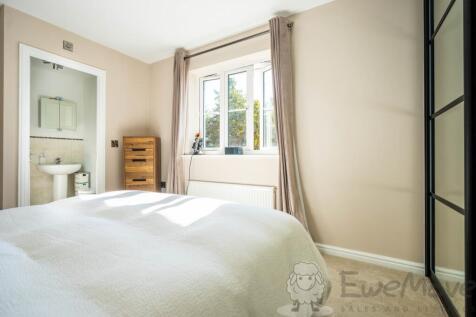Principal Bedroom with Ensuite