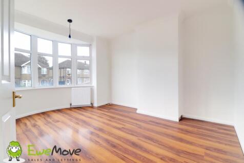 Master Bedroom at Culverhouse Road  by Ben Brind E