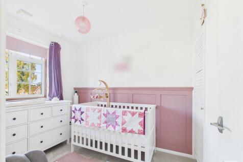 Raven Close - Bed 3 - EweMove Mildenhall