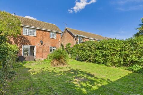 Raven Close - Garden - 2 - EweMove Mildenhall