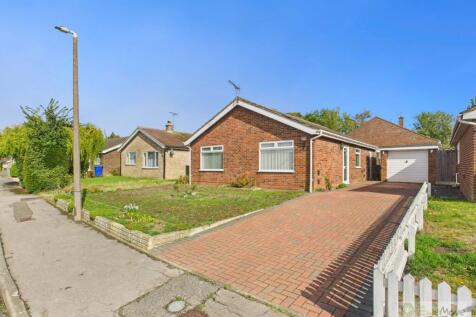 Covey Way EweMove Mildenhall Exterior