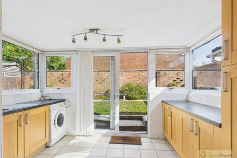 Covey Way EweMove Mildenhall Utility Room 1