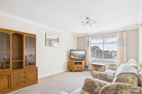 Covey Way EweMove Mildenhall Living Room 2