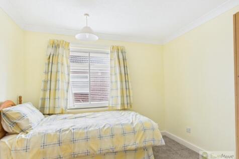 Covey Way EweMove Mildenhall B3