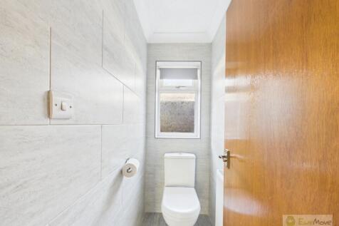 Covey Way EweMove Mildenhall WC