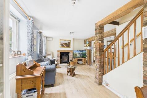 Living Room- Mark Stephens EweMove Newmarket and S