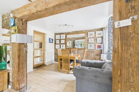 Dining Room- Mark Stephens EweMove Newmarket and S